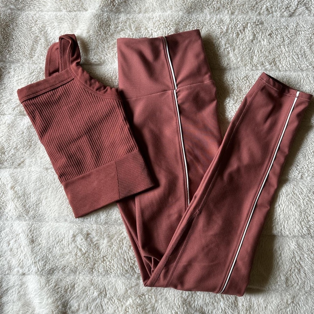 Abercrombie YPB Workout Set